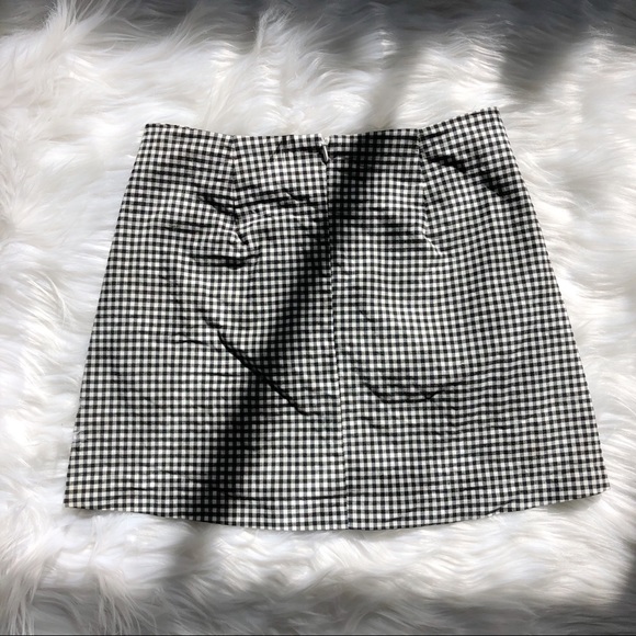 URBAN OUTFITTERS gingham mini skirt - Picture 6 of 11